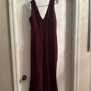 Flowy evening gown. Perfect for wedding guest, bridesmaid, dinner cruise